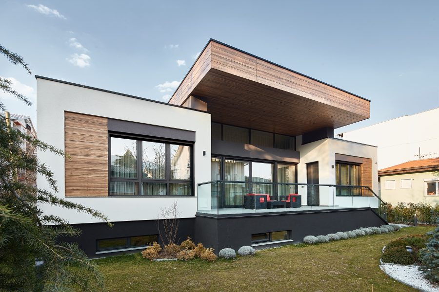 HOUSE FOR TWO